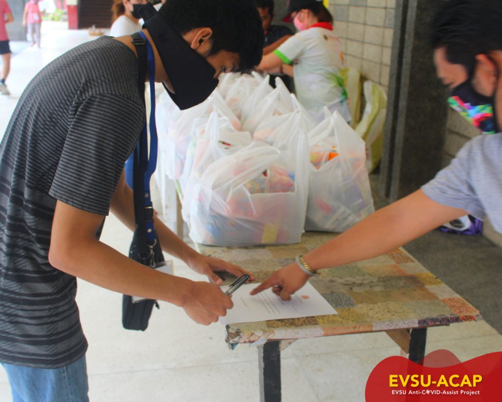 17 stranded EVSU students get help from University personnel amid Tacloban ECQ