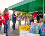 EVSU rounds off the 17th Charter Anniversary with a Community Pantry