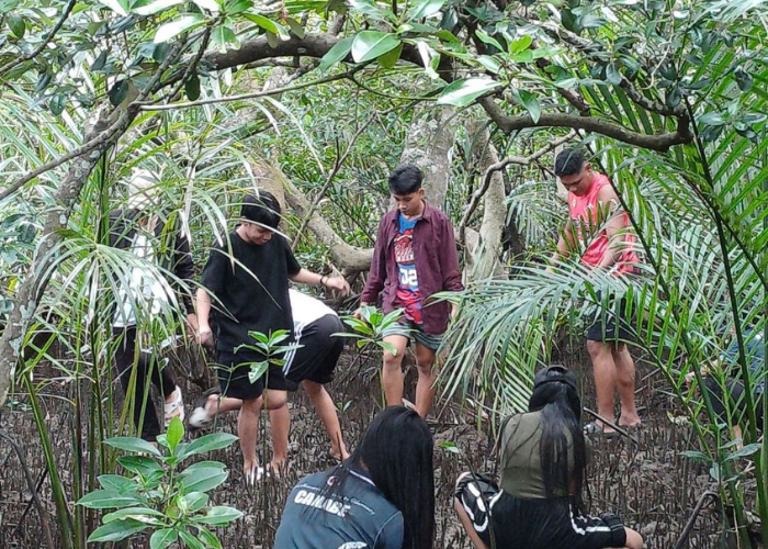 SDG 14: Life Below Water