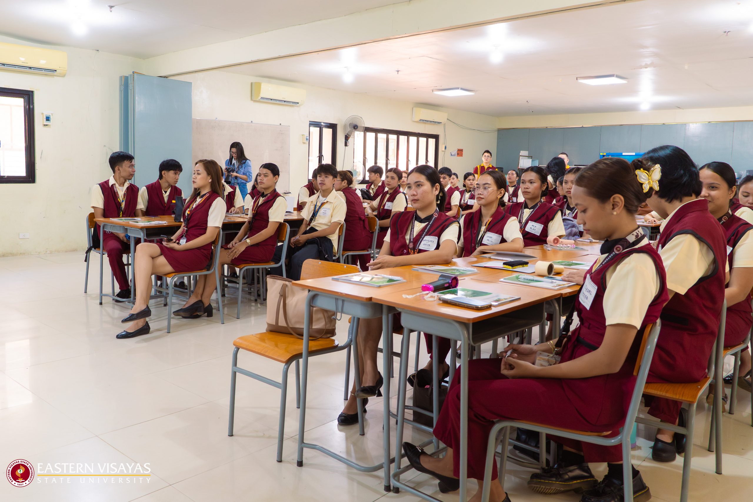 BSHM studes participate in FoodSHAP basic food safety training