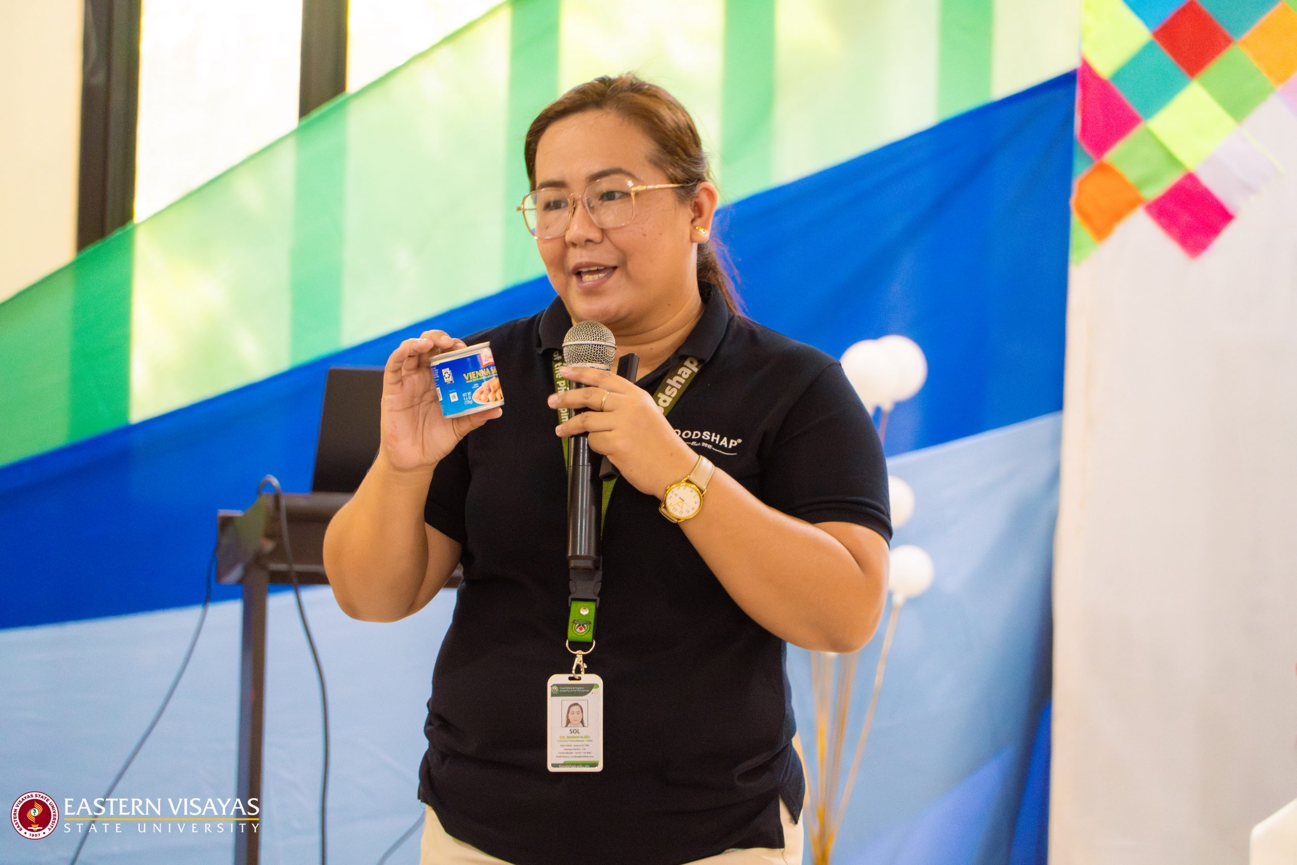 BSHM studes participate in FoodSHAP basic food safety training